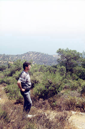 Erdogan Tan - [ Canakkale-Edremit Road, July 27, 1999 ]